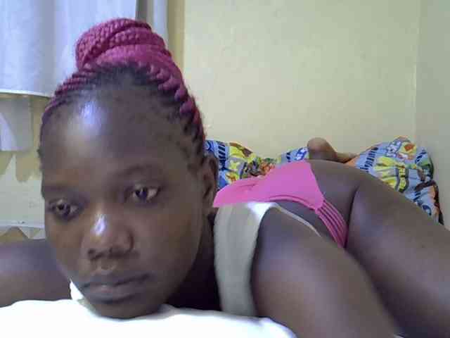 Sweet-Tiffany webcam