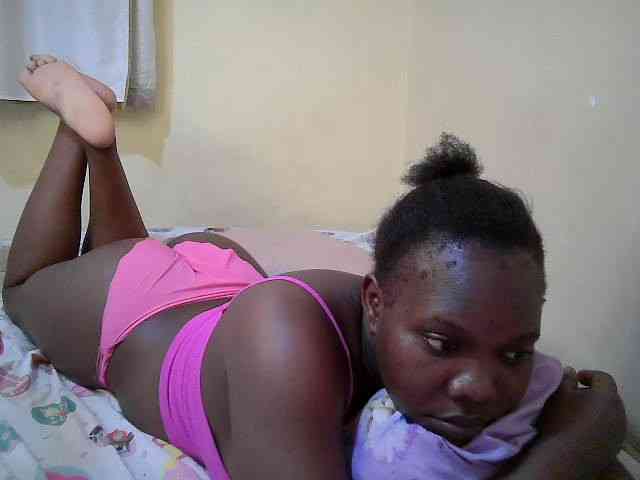 Sweet-Tiffany webcam
