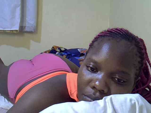 Sweet-Tiffany webcam