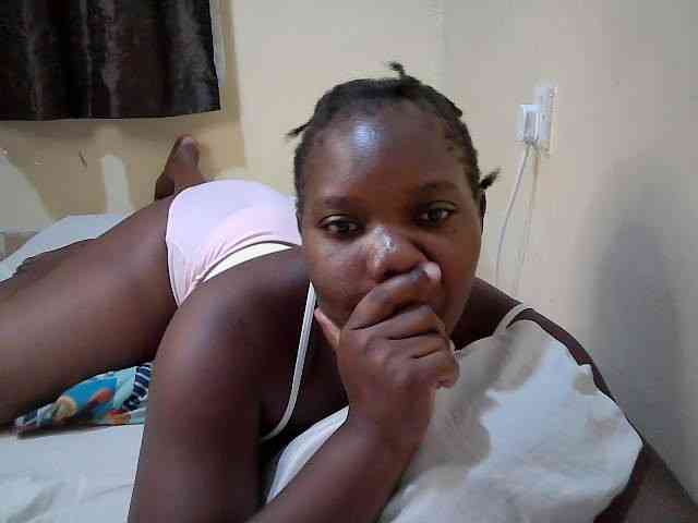 Sweet-Tiffany webcam