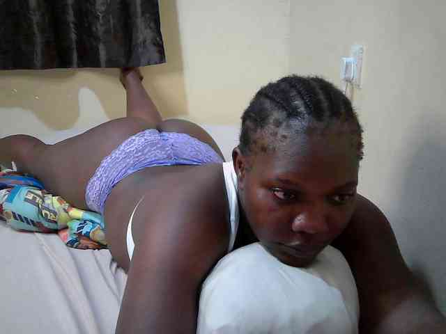Sweet-Tiffany webcam