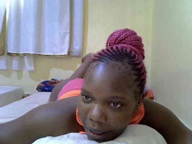 Sweet-Tiffany webcam