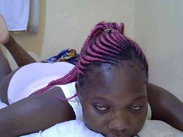 Sweet-Tiffany webcam