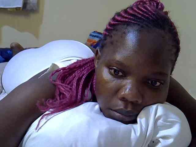 Sweet-Tiffany webcam