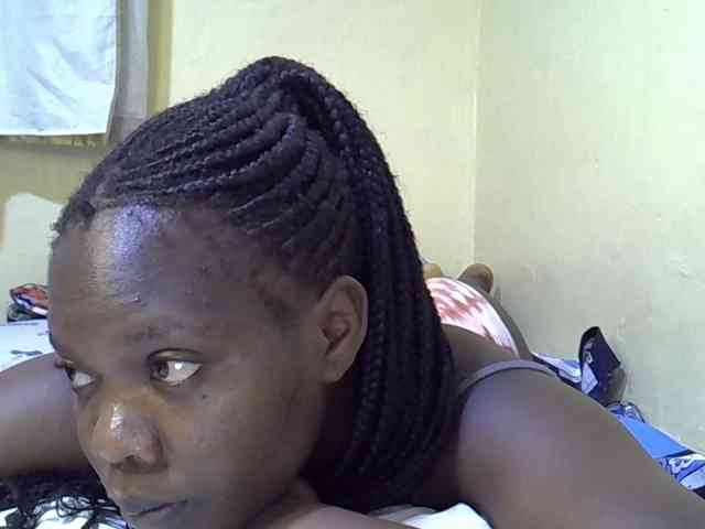 Sweet-Tiffany webcam