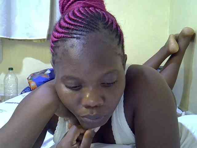 Sweet-Tiffany webcam