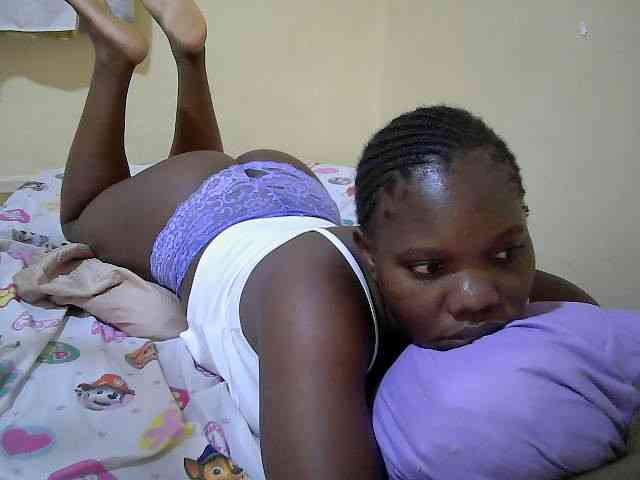 Sweet-Tiffany webcam