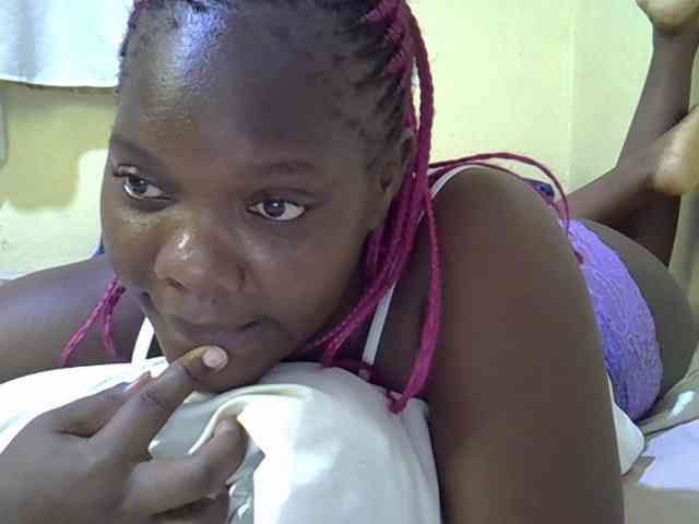 Sweet-Tiffany webcam