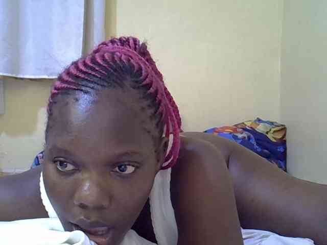 Sweet-Tiffany webcam
