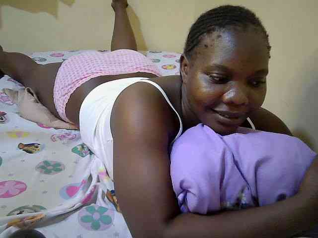 Sweet-Tiffany webcam