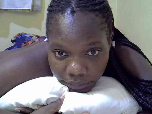 Sweet-Tiffany webcam