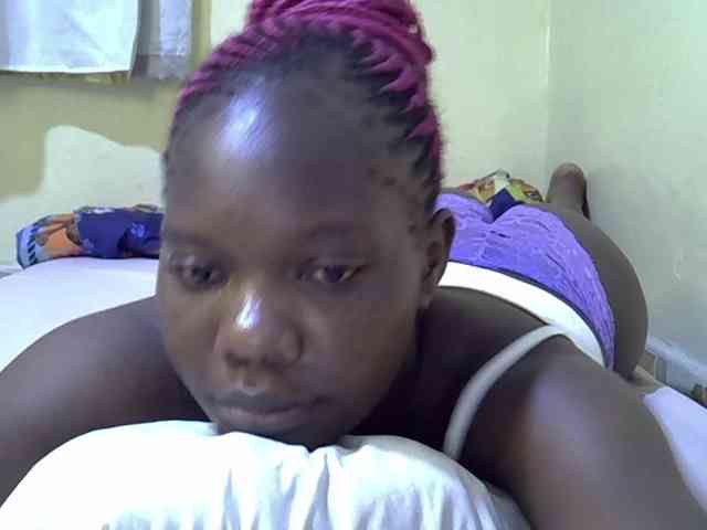 Sweet-Tiffany webcam