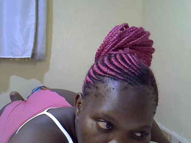 Sweet-Tiffany webcam