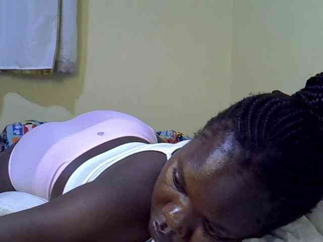 Sweet-Tiffany webcam