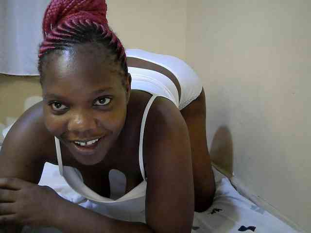 Sweet-Tiffany webcam