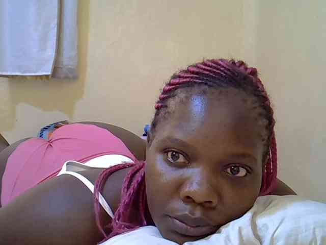 Sweet-Tiffany webcam