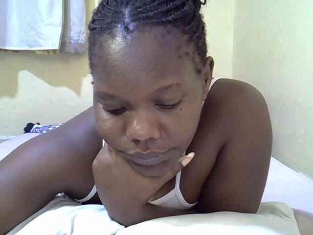 Sweet-Tiffany webcam