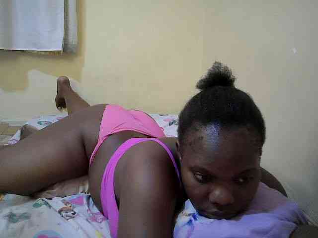 Sweet-Tiffany webcam