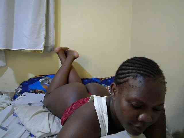 Sweet-Tiffany webcam