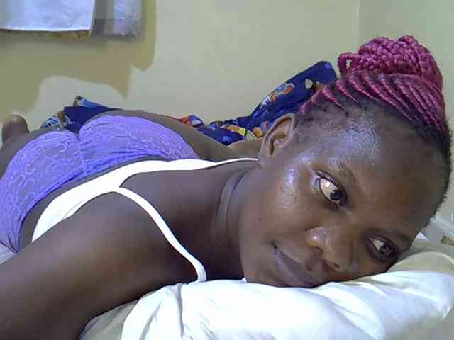 Sweet-Tiffany webcam