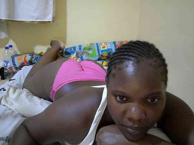 Sweet-Tiffany webcam