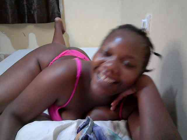 Sweet-Tiffany webcam