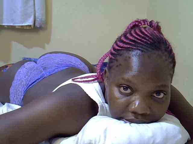 Sweet-Tiffany webcam