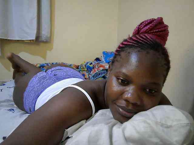 Sweet-Tiffany webcam