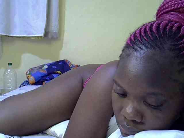 Sweet-Tiffany webcam