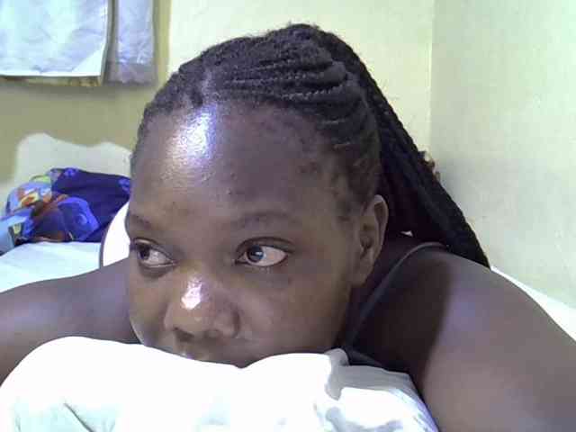 Sweet-Tiffany webcam