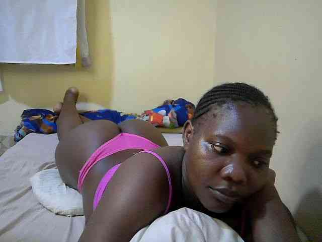 Sweet-Tiffany webcam