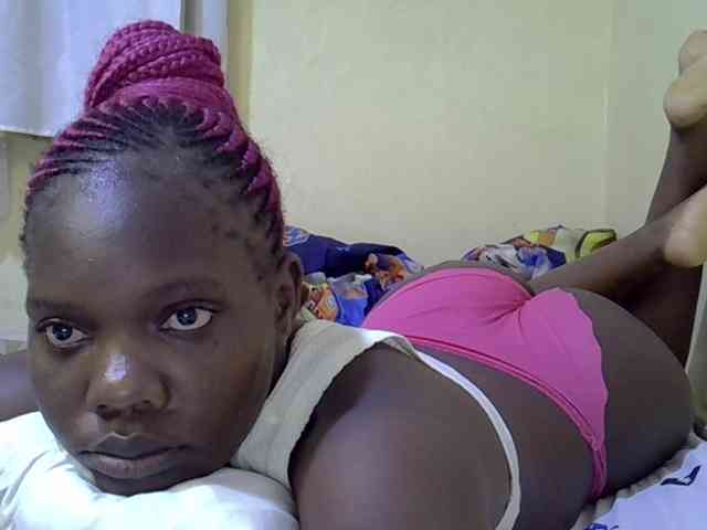 Sweet-Tiffany webcam
