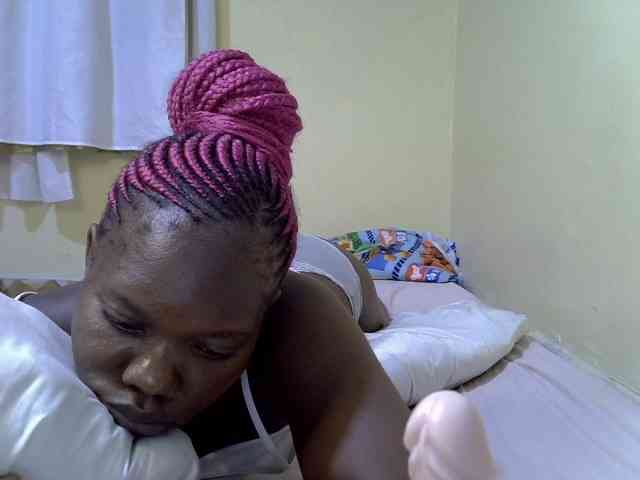 Sweet-Tiffany webcam