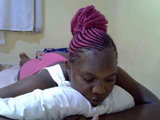 Sweet-Tiffany webcam