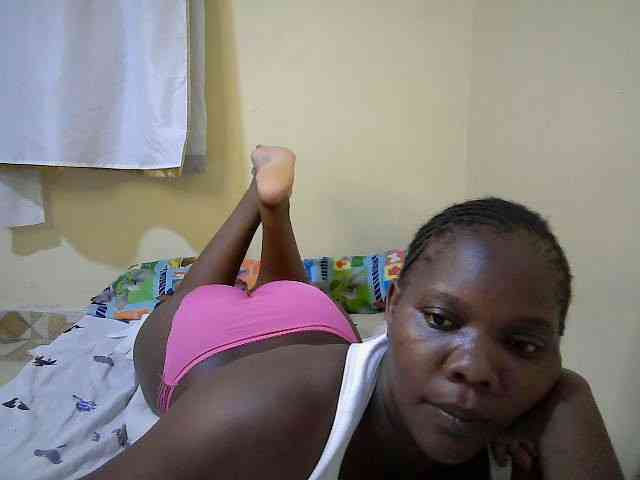Sweet-Tiffany webcam