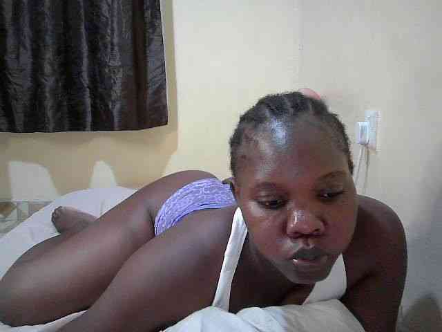 Sweet-Tiffany webcam