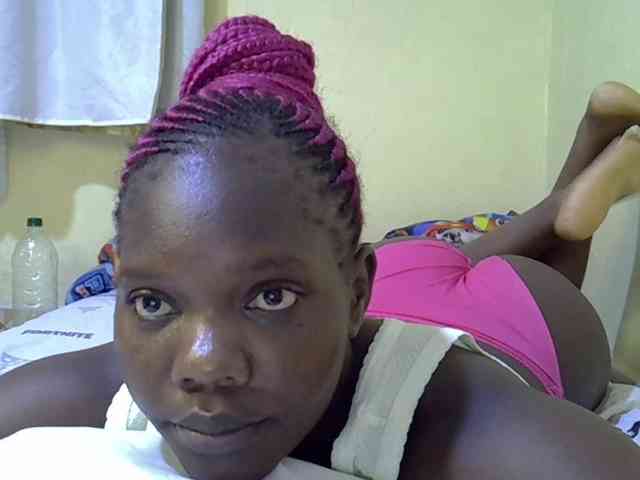 Sweet-Tiffany webcam