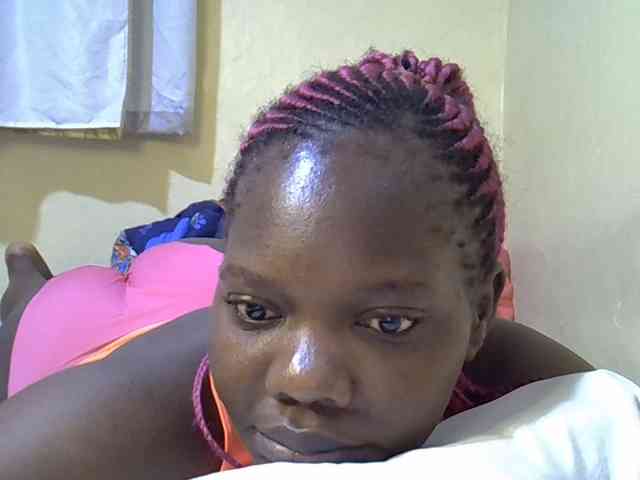 Sweet-Tiffany webcam