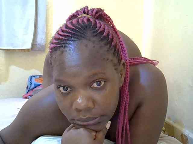 Sweet-Tiffany webcam