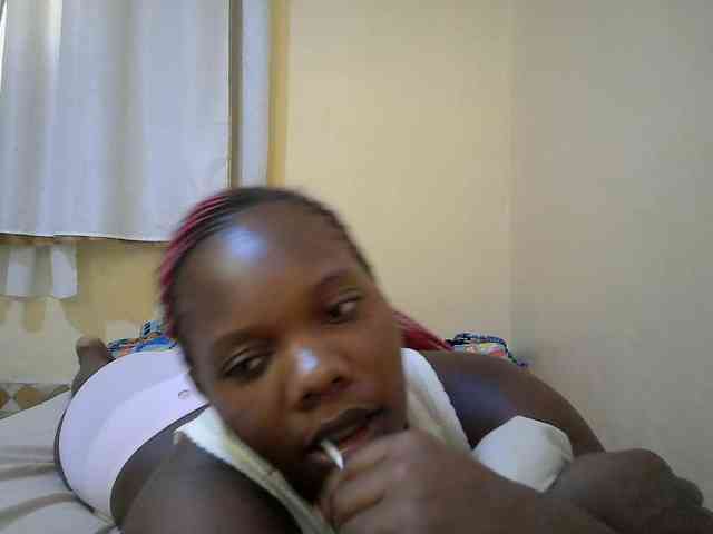 Sweet-Tiffany webcam