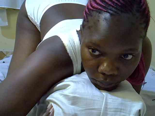 Sweet-Tiffany webcam