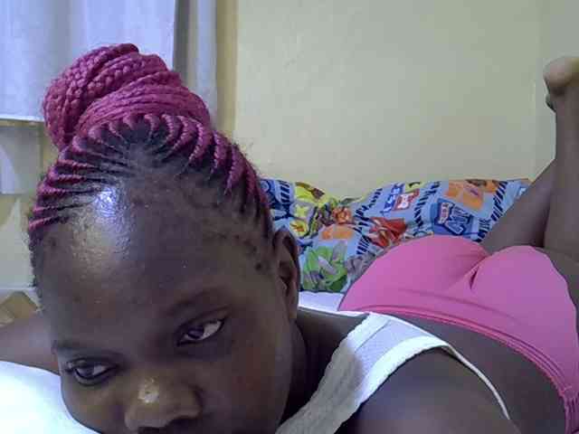 Sweet-Tiffany webcam