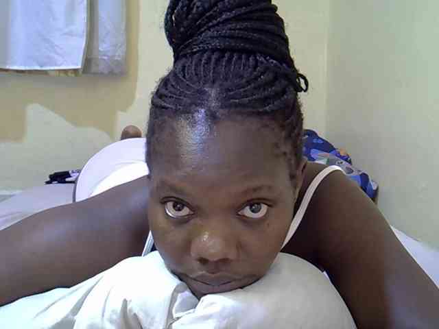 Sweet-Tiffany webcam