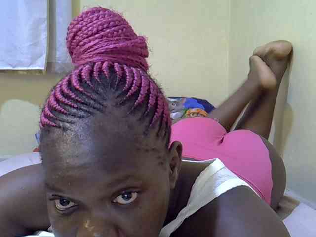 Sweet-Tiffany webcam
