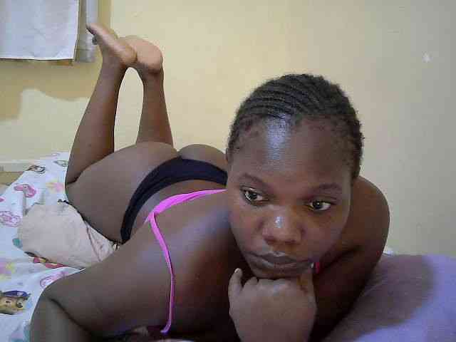 Sweet-Tiffany webcam