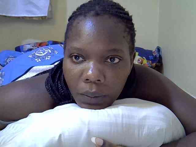 Sweet-Tiffany webcam