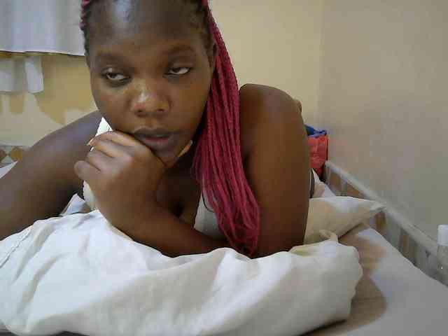 Sweet-Tiffany webcam