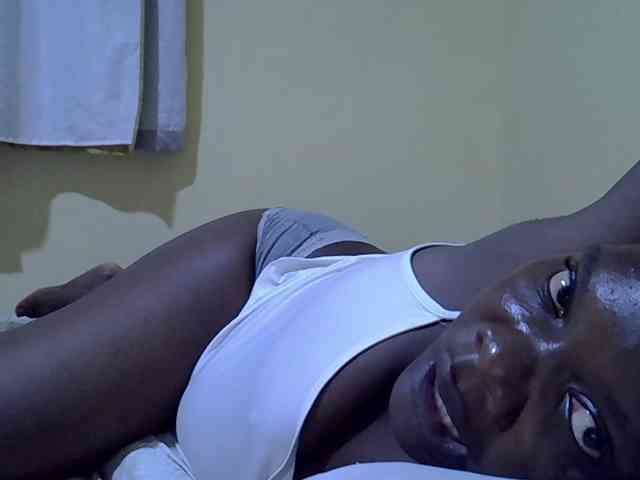 Sweet-Tiffany webcam