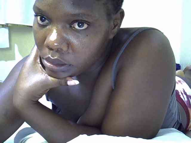 Sweet-Tiffany webcam