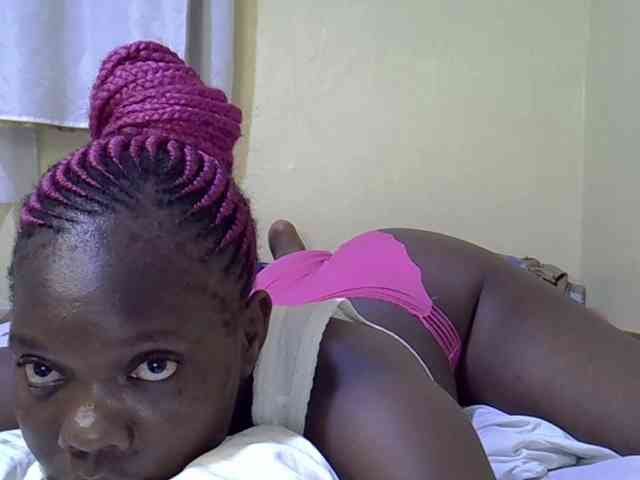 Sweet-Tiffany webcam